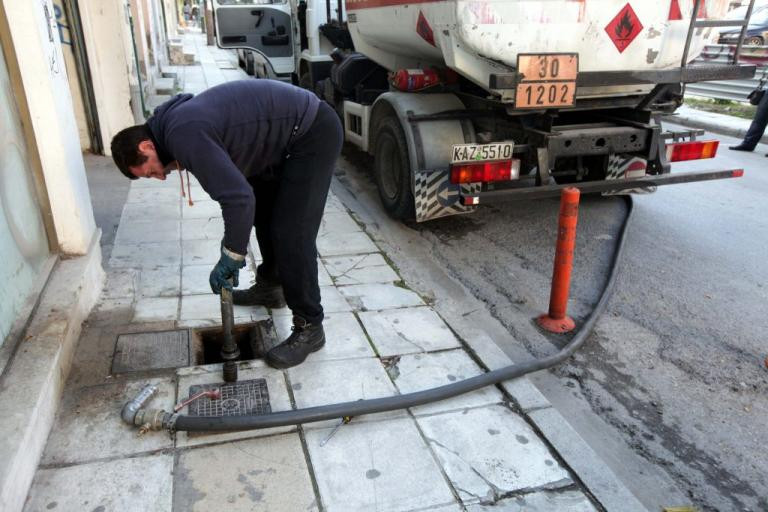 Πετρέλαιο θέρμανσης: Ποιοι και πότε θα πάρουν τον επίδομα